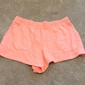 Women’s universal thread shorts